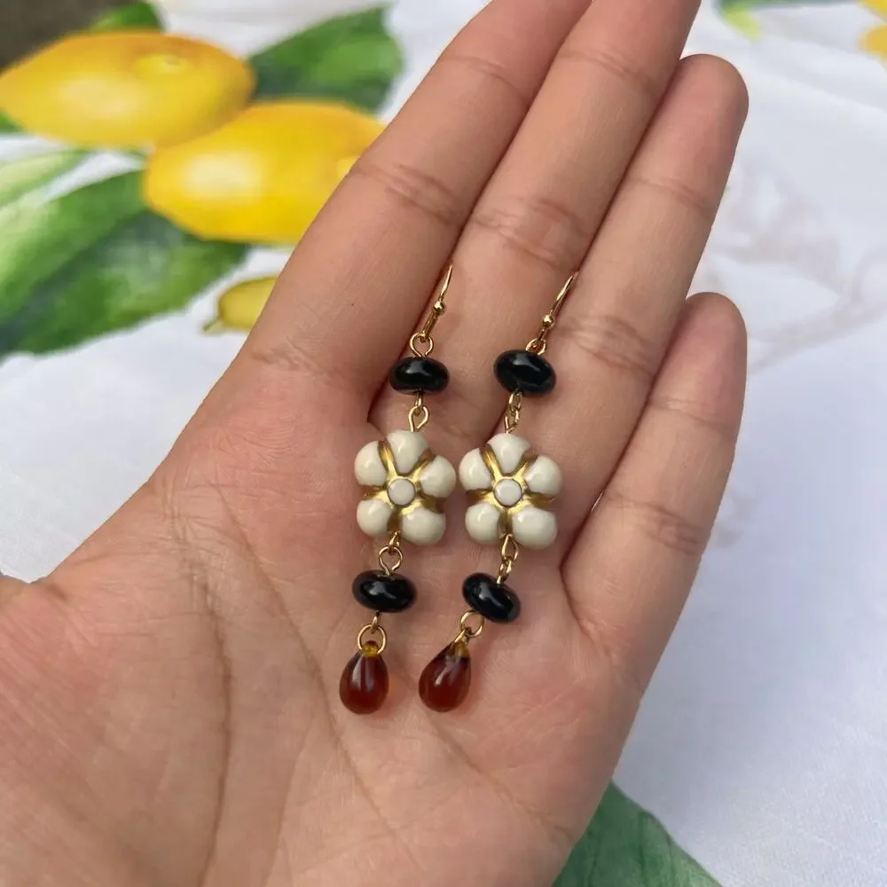 Beige Floral Flower Smoky Brown Czech Glass Black Agate Boho Casual Earrings - Picture 3 of 7